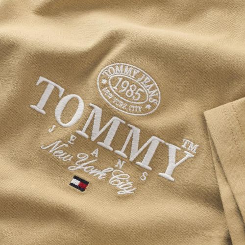 TOMMY JEANS LUXE ATHLETIC TEE - T-SHIRTS στο kalimeratzis.com 
