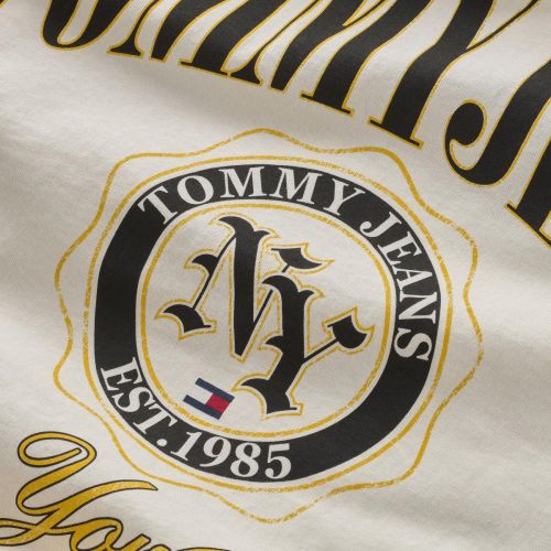 TOMMY JEANS RELAX LUXE VARSITY 2 TEE - T-SHIRTS στο kalimeratzis.com 