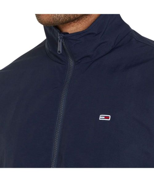 TOMMY JEANS ESSENTIAL JACKET EXT - ΜΠΟΥΦΑΝ στο kalimeratzis.com 