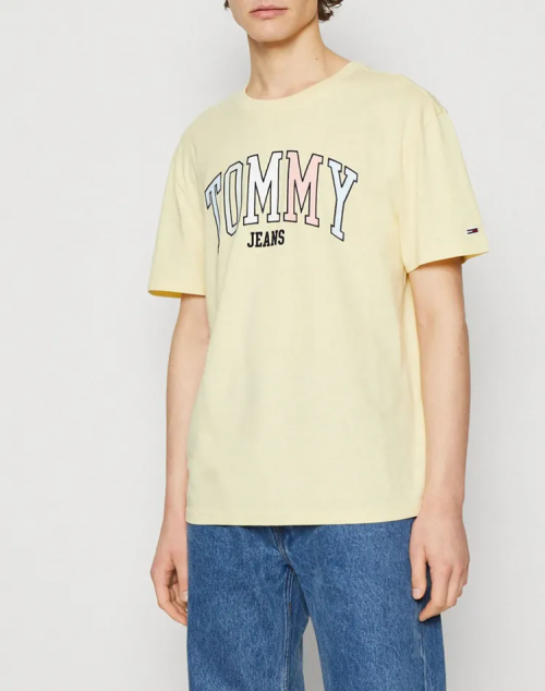 TOMMY JEANS COLLEGE POP TEE - T-SHIRTS στο kalimeratzis.com 